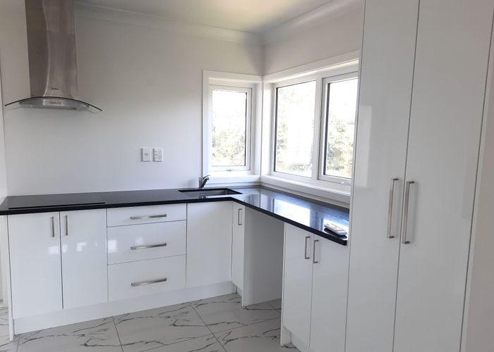  at 3/10a Walter, Hauraki, North Shore City, Auckland