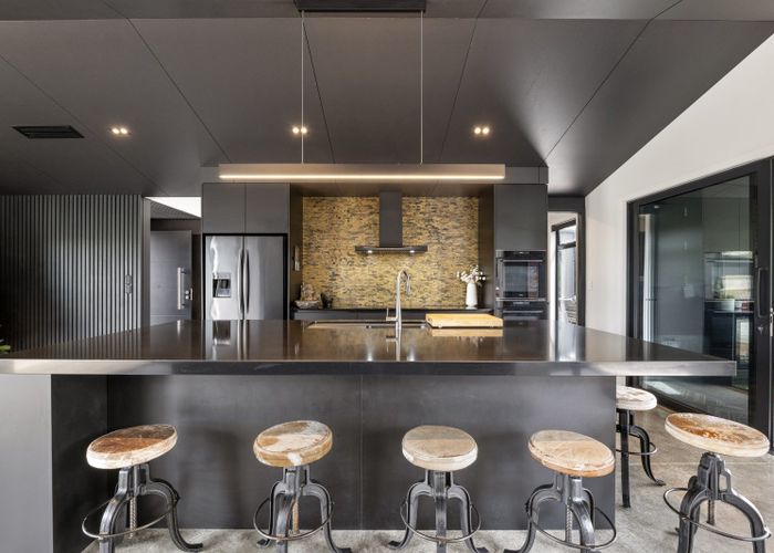  at 9B Cross Street, Lepperton, New Plymouth