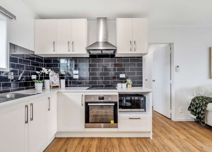  at 3/4 Moreland Road, Mount Albert, Auckland City, Auckland