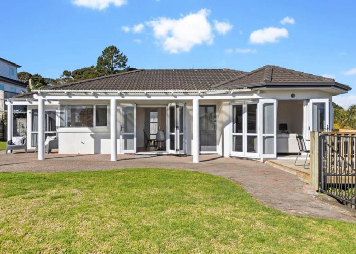  at 10 Mackay Drive, Greenhithe, Auckland