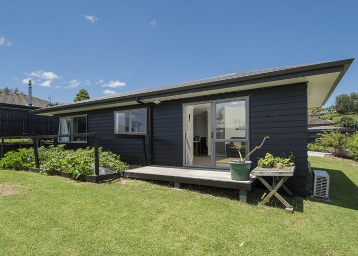  at 6 Ballintoy Park Drive, Welcome Bay, Tauranga