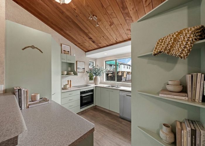  at 2/16 Airfield Road, Takanini, Papakura, Auckland