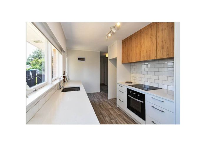  at 1/265 Massey Road, Mangere East, Auckland
