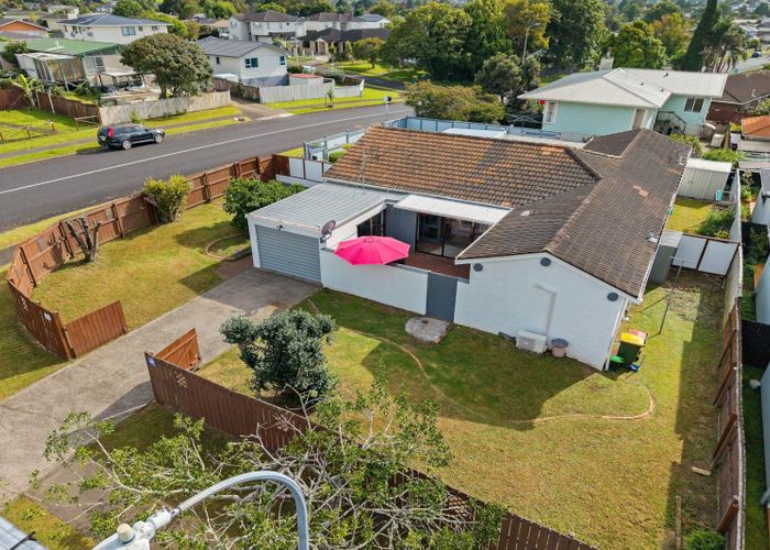  at 1/50 Casuarina Road, Half Moon Bay, Manukau City, Auckland