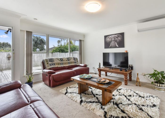  at 2/4 Brady Road, Otahuhu, Auckland