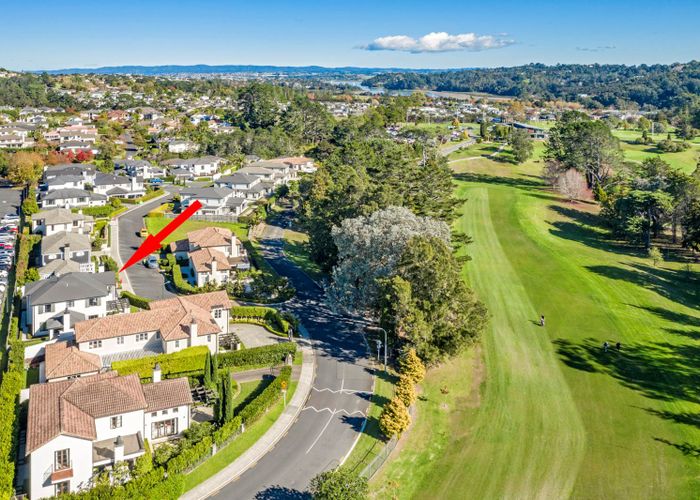  at 4 St Andrews Way, Albany, Auckland