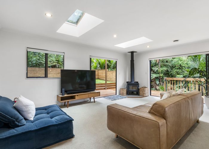  at 408 Scenic Drive, Waiatarua, Auckland