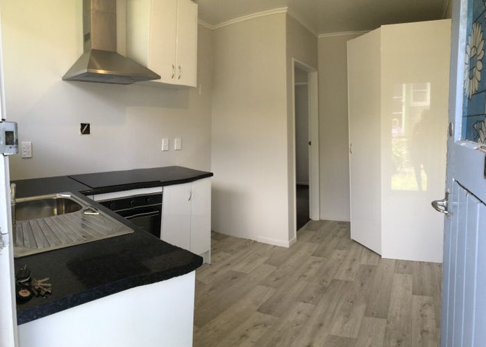  at 14B Stewart Drive, Newlands, Wellington, Wellington