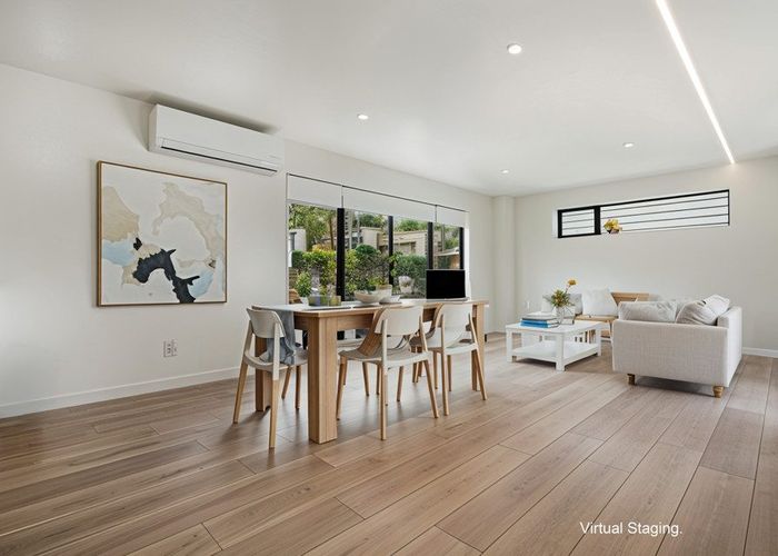  at 2/49 Northboro Road, Belmont, North Shore City, Auckland