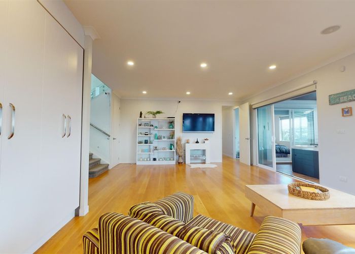  at 2 Arriere Lane, Silverdale, Silverdale