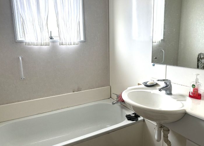  at 2/15 Marchwiel Street, Timaru, Timaru, Canterbury