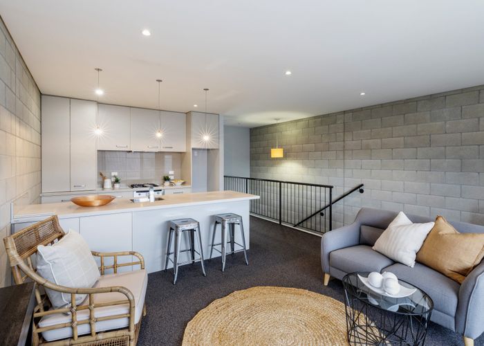  at 2/24 Dickens Street, Addington, Christchurch City, Canterbury
