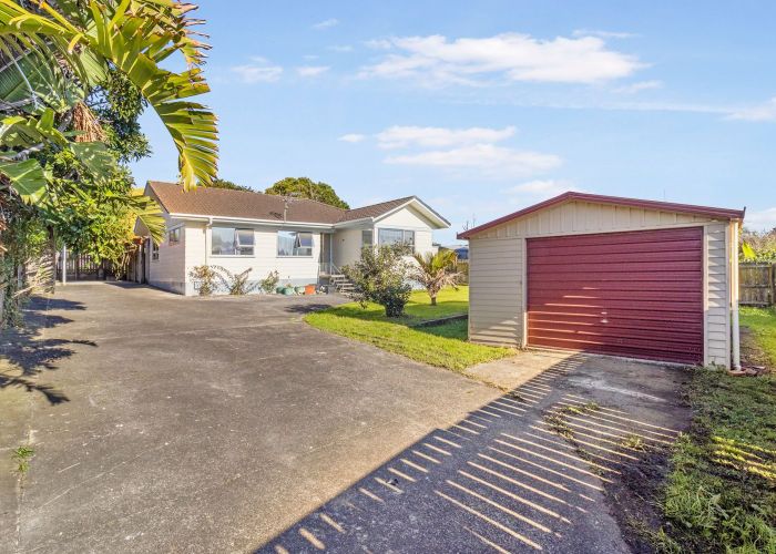  at 15 Bundena Place, Clendon Park, Manukau City, Auckland