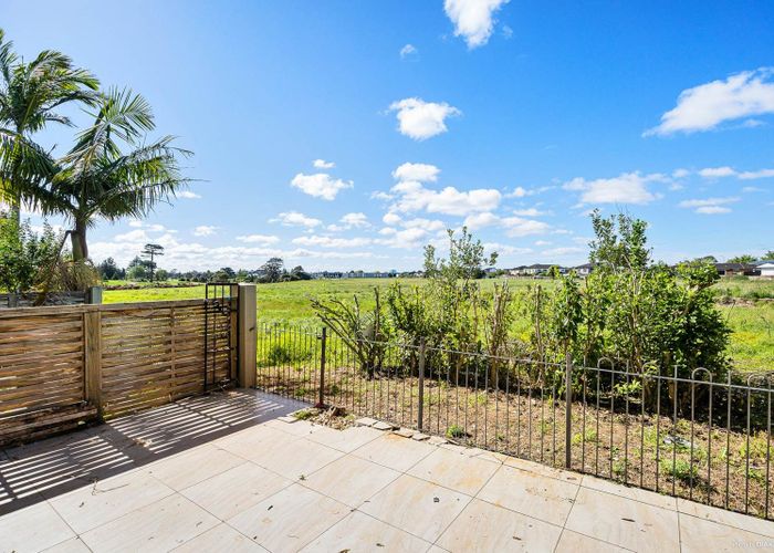  at 10/268 Shirley Road, Papatoetoe, Manukau City, Auckland