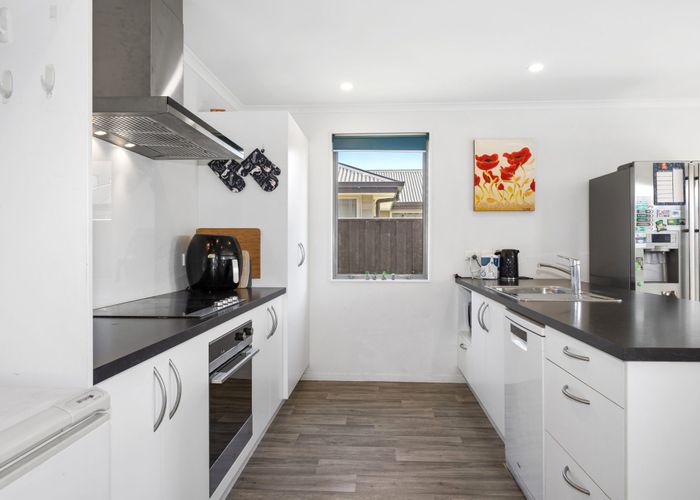  at 7 George West Square, Halswell, Christchurch City, Canterbury