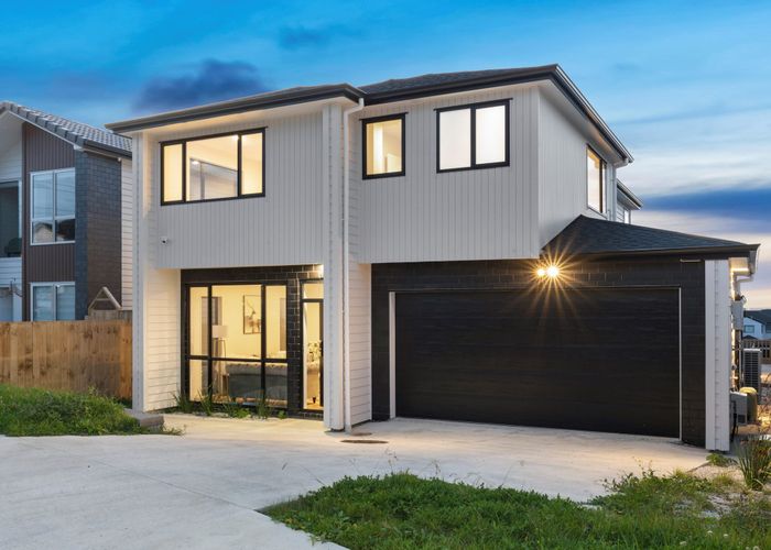  at 34 Bushfield Drive, Flat Bush, Auckland