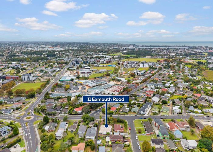  at 11 Exmouth Road, Northcote, North Shore City, Auckland