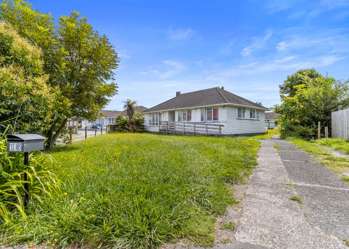  at 15 Hockin Place, Fairfield, Hamilton