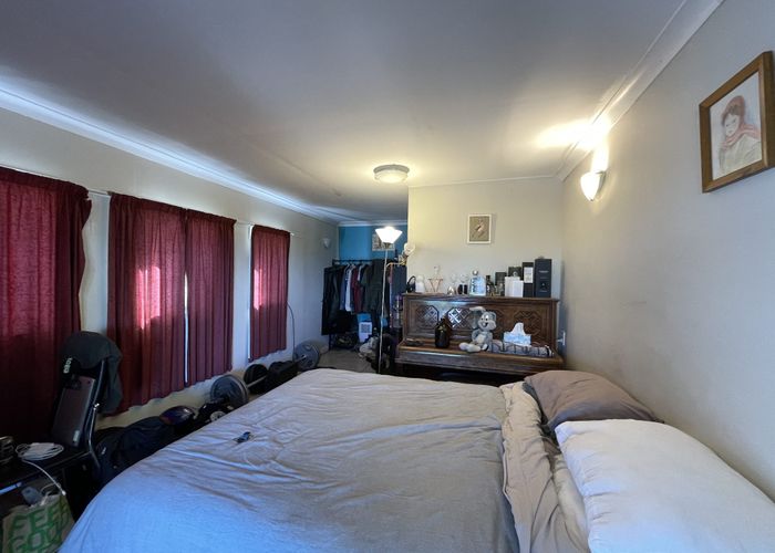  at 18A Cypress Place, Sunnynook, North Shore City, Auckland