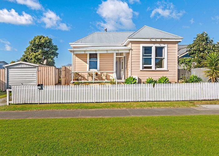  at 16 Queens Road, Elgin, Gisborne