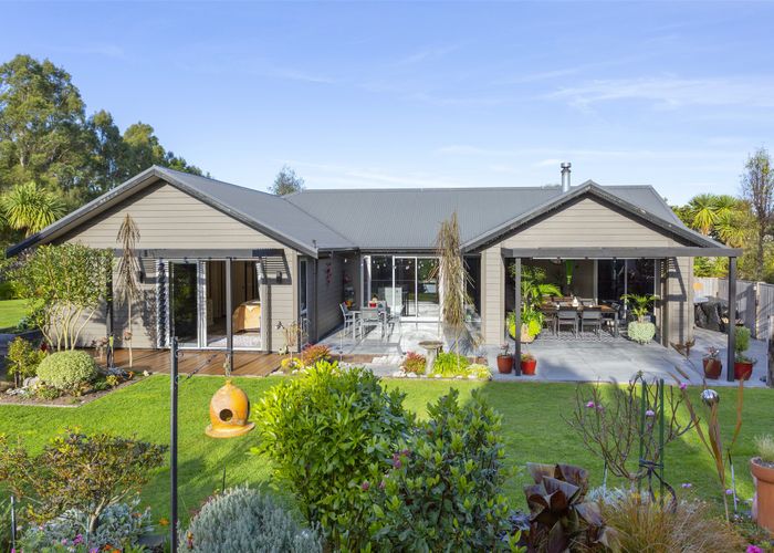  at 21 Stewart Glen, Taupo