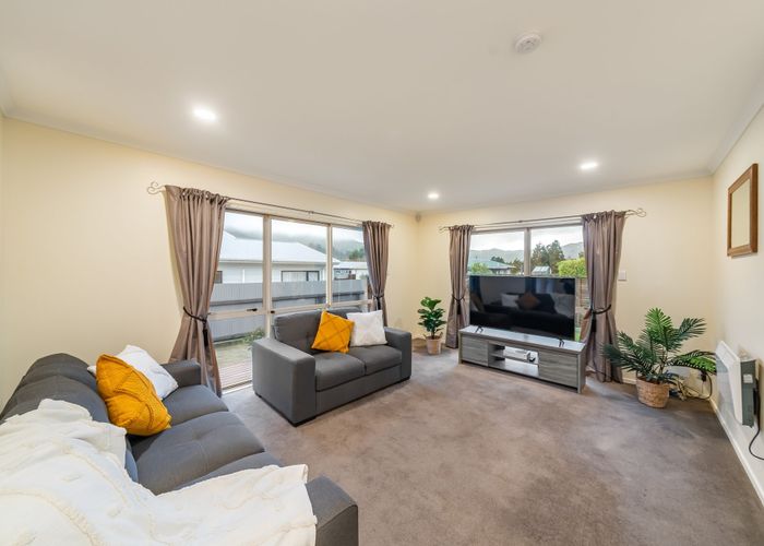  at 8 Concord Street, Wainuiomata, Lower Hutt, Wellington