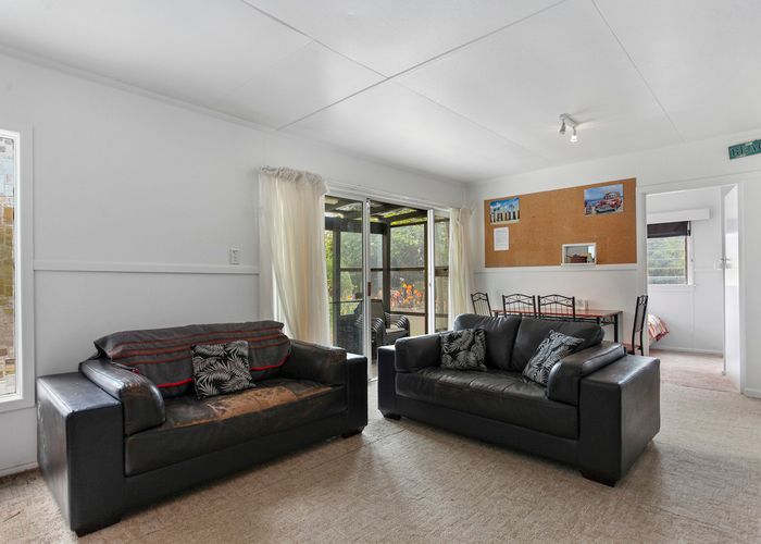  at 40 Moody Street, Gore Bay, Cheviot