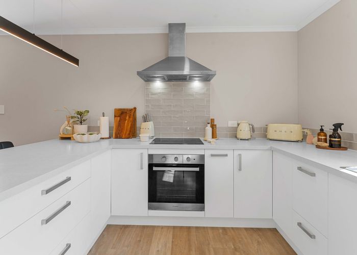  at 9 Godwit Lane, Welcome Bay, Tauranga