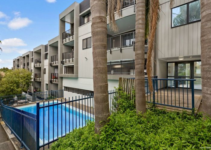  at 49/241 Hinemoa Street, Birkenhead, North Shore City, Auckland