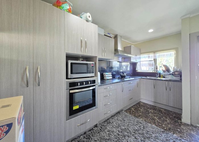  at 2/29A Hoteo Avenue, Papatoetoe, Manukau City, Auckland