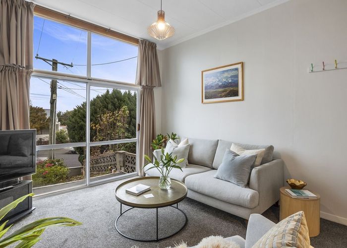  at 98 Canongate, Dunedin Central, Dunedin