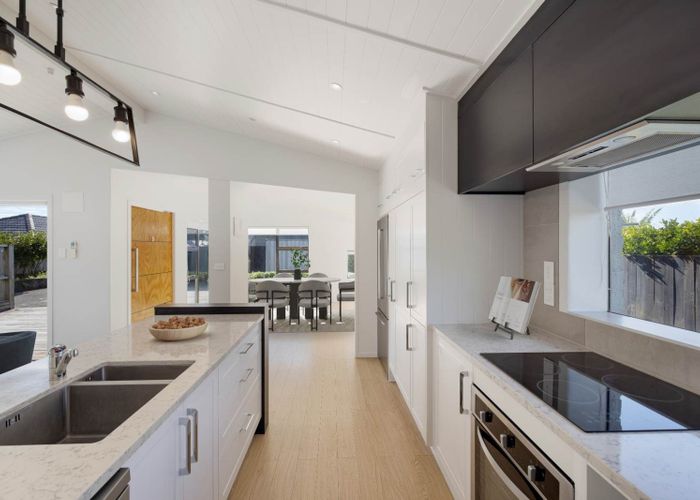  at 2/159 Sixteenth Avenue, City Centre, Tauranga, Bay Of Plenty
