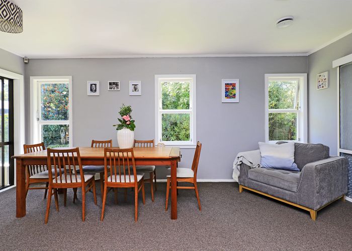  at 122 State Highway 2, Waipatu