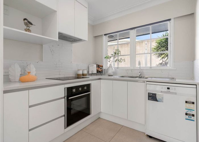  at 5/10 Alana Place, Mount Wellington, Auckland City, Auckland