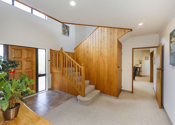  at 515 Roberts Line, Kelvin Grove, Palmerston North