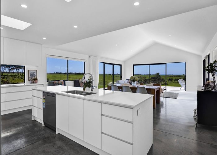  at 1356C South Road, Oakura, New Plymouth