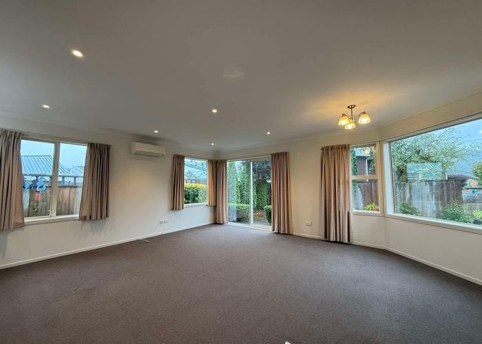  at 4/18 Sinclair Street, Ebdentown, Upper Hutt, Wellington