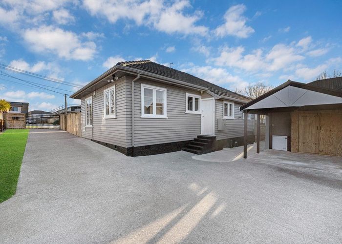  at 1/31 Rosebank Road, Papatoetoe, Manukau City, Auckland
