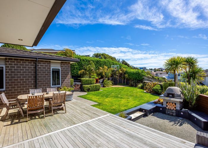  at 17 Dusky Crescent, Aotea, Porirua, Wellington