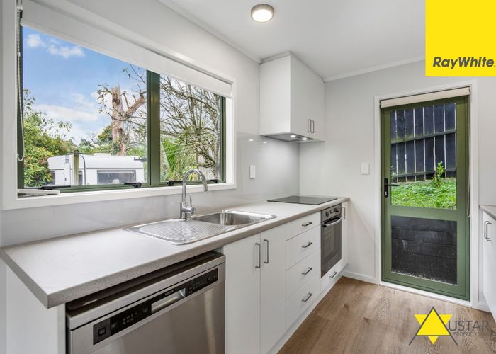  at 1/29A Woodglen Road, Glen Eden, Waitakere City, Auckland
