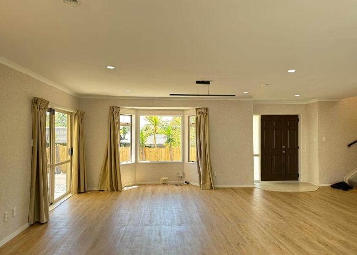  at 115A Lynwood Road, New Lynn, Waitakere City, Auckland