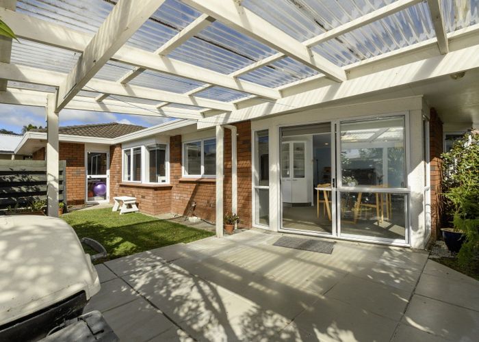  at 14B Darraghs Road, Brookfield, Tauranga