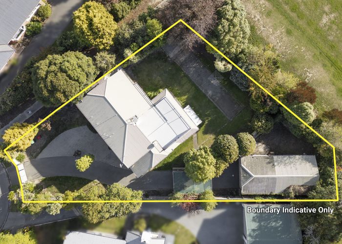  at 28 Hadlow Place, Burnside, Christchurch
