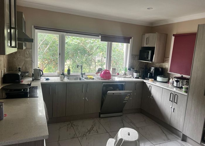  at 15 Clevedon Road, Papakura, Papakura