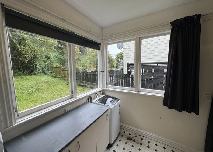  at 2b Russell Terrace, Newtown, Wellington, Wellington