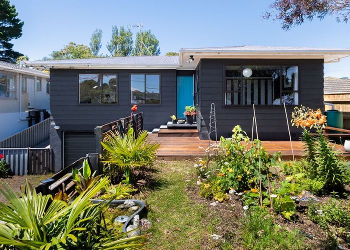  at 21 Dale Road, Raumati South, Kapiti Coast, Wellington
