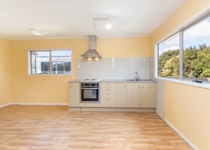  at 25 Katrina Place, Massey, Auckland