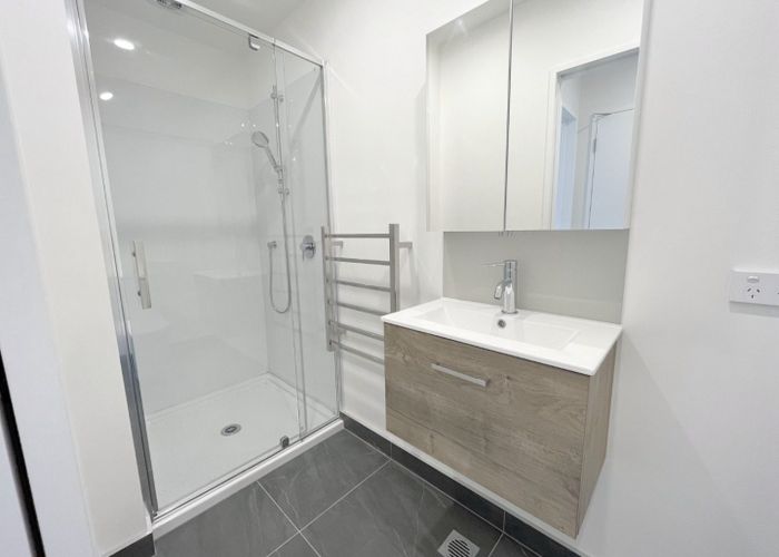  at 6/327 Glengarry Road, Glen Eden, Auckland