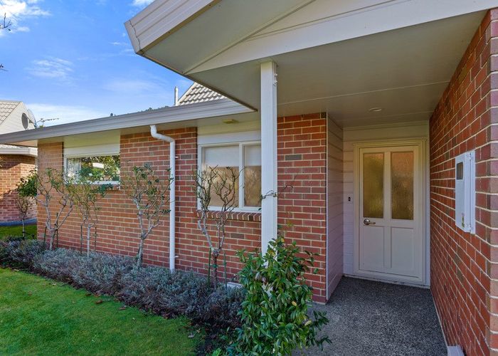  at 43/17 Redwood Close, Paraparaumu