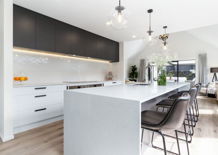  at 910 Cashmere Road, Halswell, Christchurch